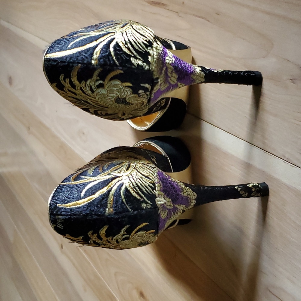 ALDO Pointed Toe Pump - Picture 5 of 6